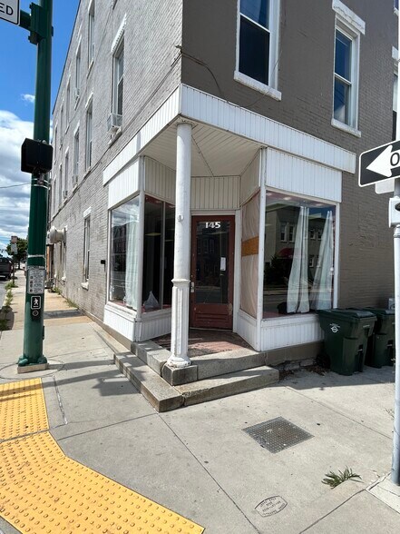More Photos Of 143 E Antietam St, Hagerstown Office For Lease
