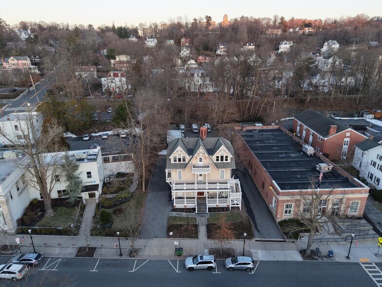 More Photos Of 54 N Broadway, Tarrytown Office For Lease