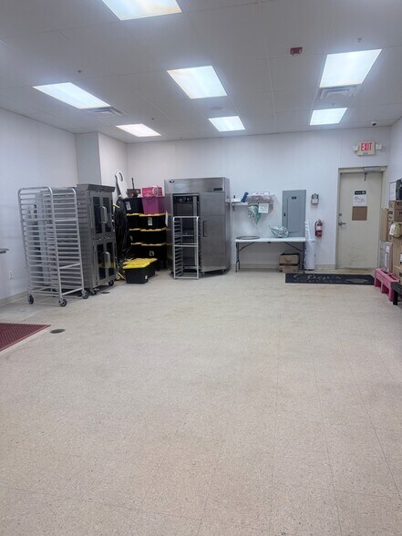 More Photos Of 3800 Colonel Glenn Hwy, Fairborn Unknown For Lease