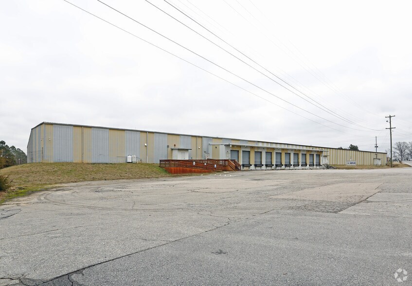 More Photos Of 62 T Kemp Rd, Louisburg Warehouse For Lease