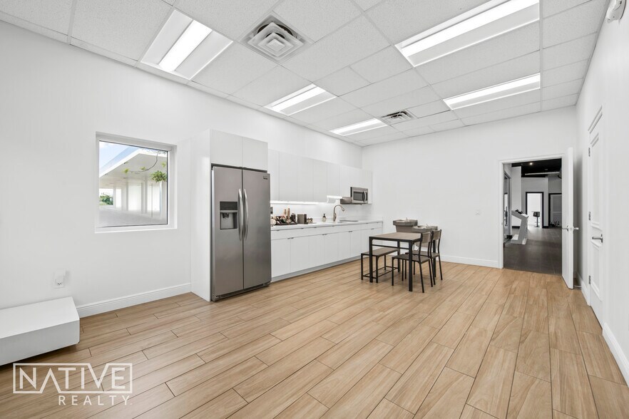 More Photos Of 11 W State Road 84, Fort Lauderdale Office For Lease