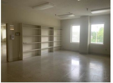 More Photos Of 653 Chamberlin Ave, Frankfort Office For Sale