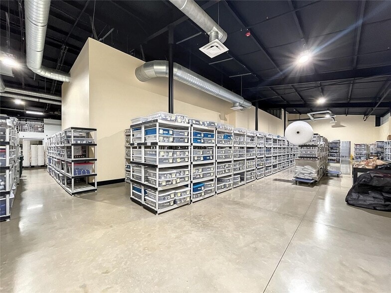 More Photos Of 1832 S Dimensions Ter, Homosassa Warehouse For Sale