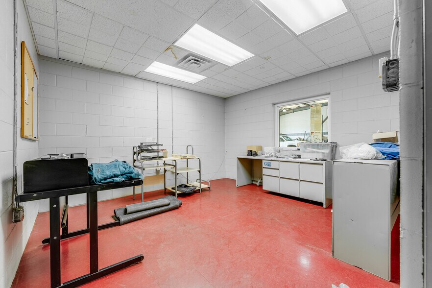 More Photos Of 55 Pleasants Industrial Park, Waverly Warehouse For Sale