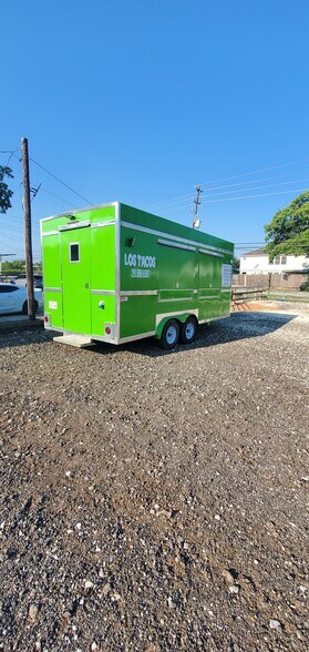 More Photos Of 9611 Gaines Rd, Sugar Land Land For Sale