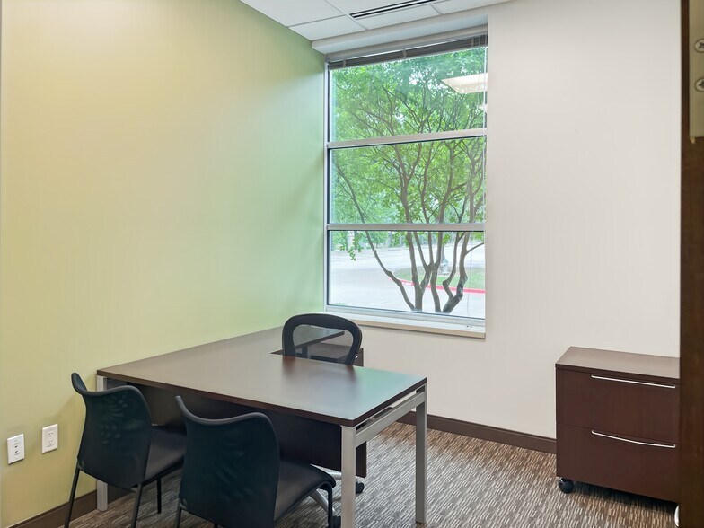 More Photos Of 950 E State Highway 114, Southlake Coworking Space