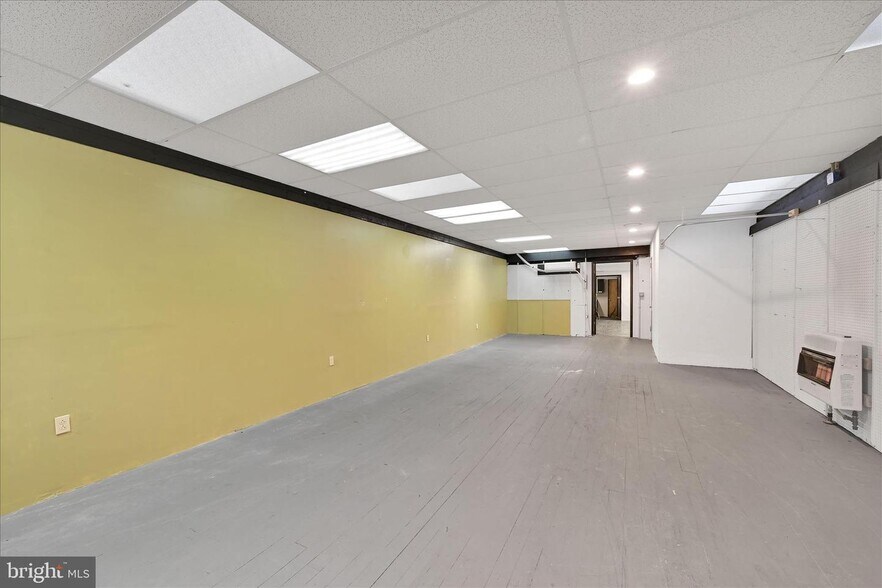 More Photos Of 325 W Main St, Kutztown Storefront Retail Residential For Lease