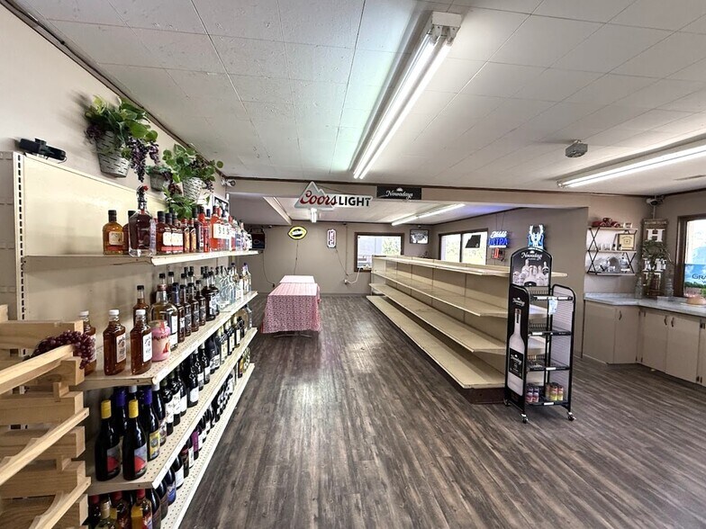 More Photos Of 411 Old Kansas 61 Highway, Inman Convenience Store For Sale
