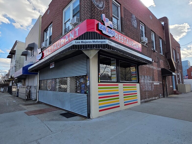 More Photos Of 849 Castle Hill Ave, Bronx Storefront Retail Residential For Lease