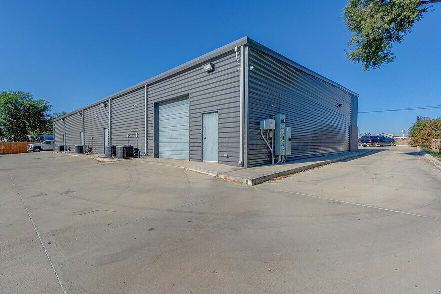 More Photos Of 7845 Canyon Dr, Amarillo Loft Creative Space For Lease