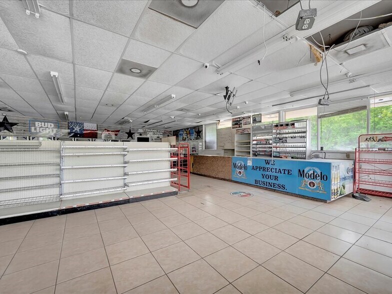 More Photos Of 125 S FM 1194, Lufkin Convenience Store For Sale