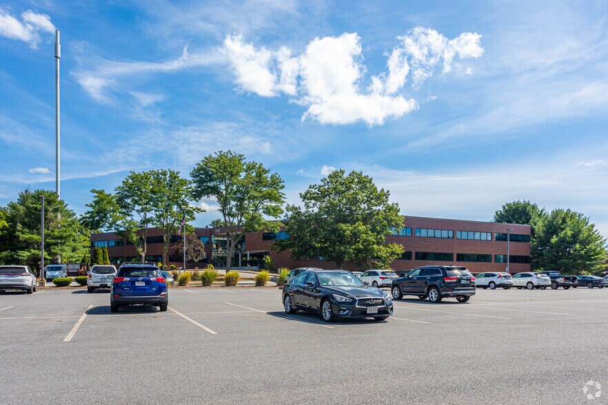 More Photos Of 200 Baker Ave, Concord Office For Sale