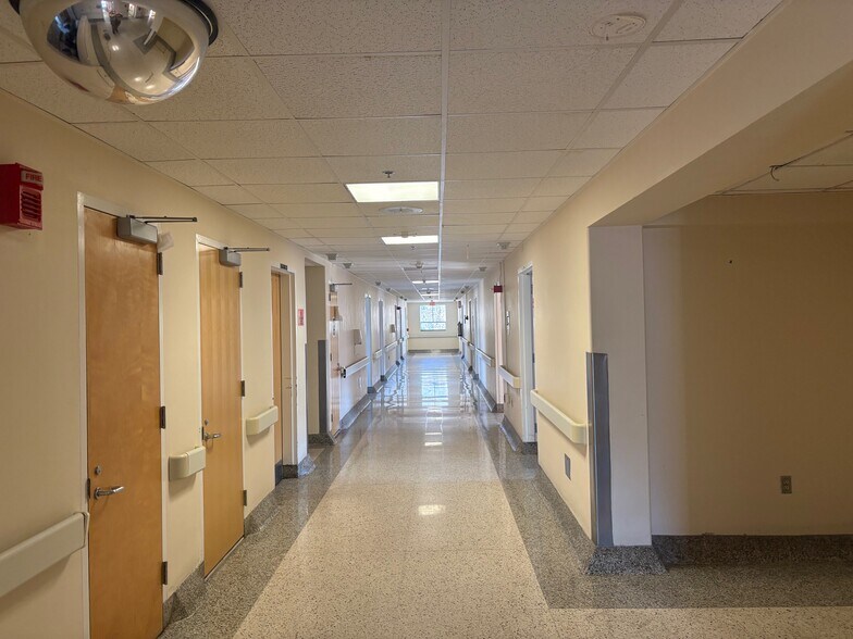 More Photos Of Hospital Adaptive Redevelopment Focus - Workforce & USC Student Housing, Union Flex For Sale