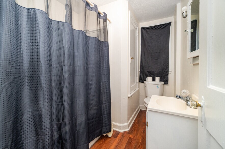 More Photos Of 1600 Regina St, Harrisburg Apartments For Sale