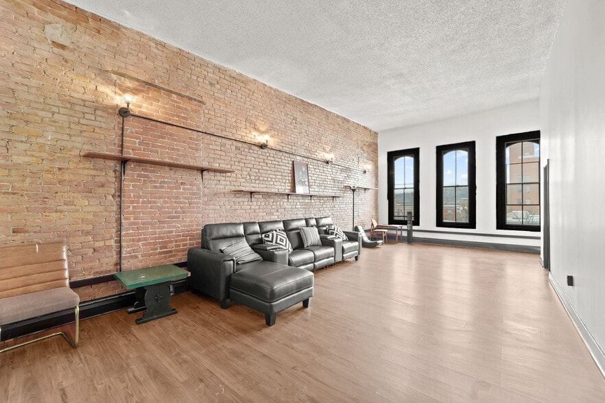 More Photos Of 136 Court St, Binghamton Apartments For Sale