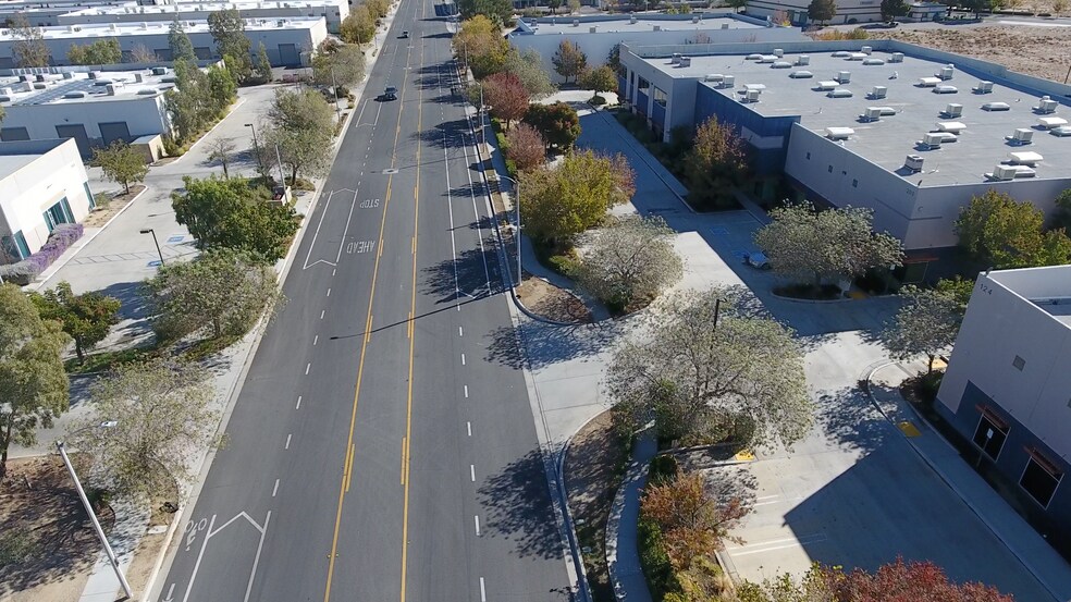 More Photos Of 200 E Avenue K-8, Lancaster Warehouse For Lease