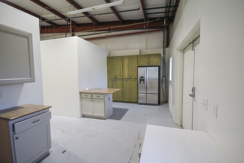 More Photos Of 1020 S Garfield Ave, Loveland Warehouse For Sale