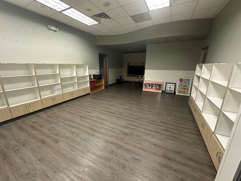 More Photos Of 300 Randol Mill Ave, Southlake Daycare Center For Sale