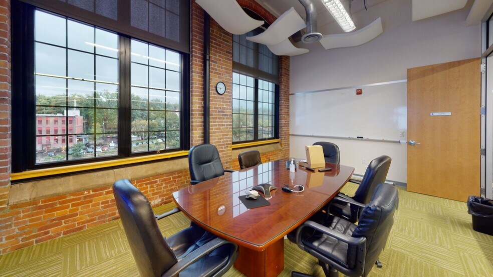 More Photos Of 20 Winooski Falls Way, Winooski Office For Lease