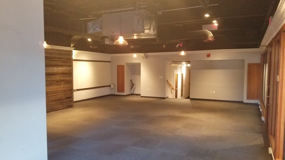 More Photos Of 3 Lebanon St, Hanover Storefront Retail Office For Lease