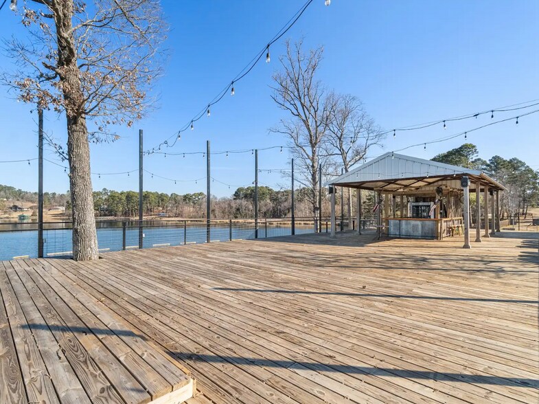 Primary Photo Of 202 W Germany St, Lone Star Lodge Meeting Hall For Sale