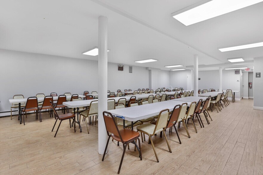 More Photos Of 668 E 222nd St, Bronx Religious Facility For Sale