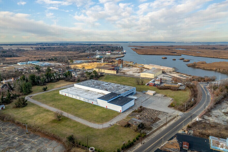 More Photos Of 45 Griffith St, Salem Warehouse For Lease