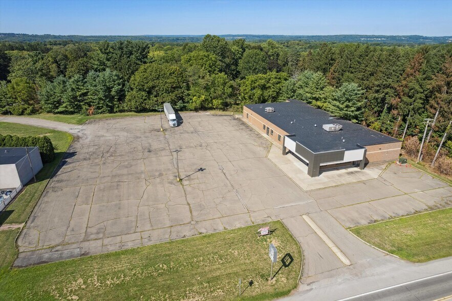 More Photos Of 2715 Wilmington Rd, New Castle Storefront For Lease