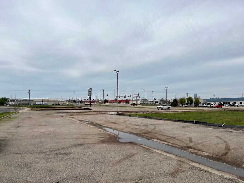 More Photos Of 2600 S I-35 Service Rd, Oklahoma City Land For Sale