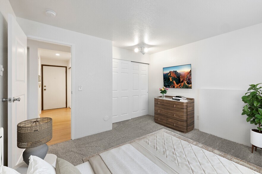 More Photos Of 712 N 143rd St, Seattle Apartments For Sale