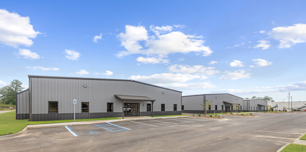 Primary Photo Of 321 Nypro Ln, Dothan Warehouse For Lease