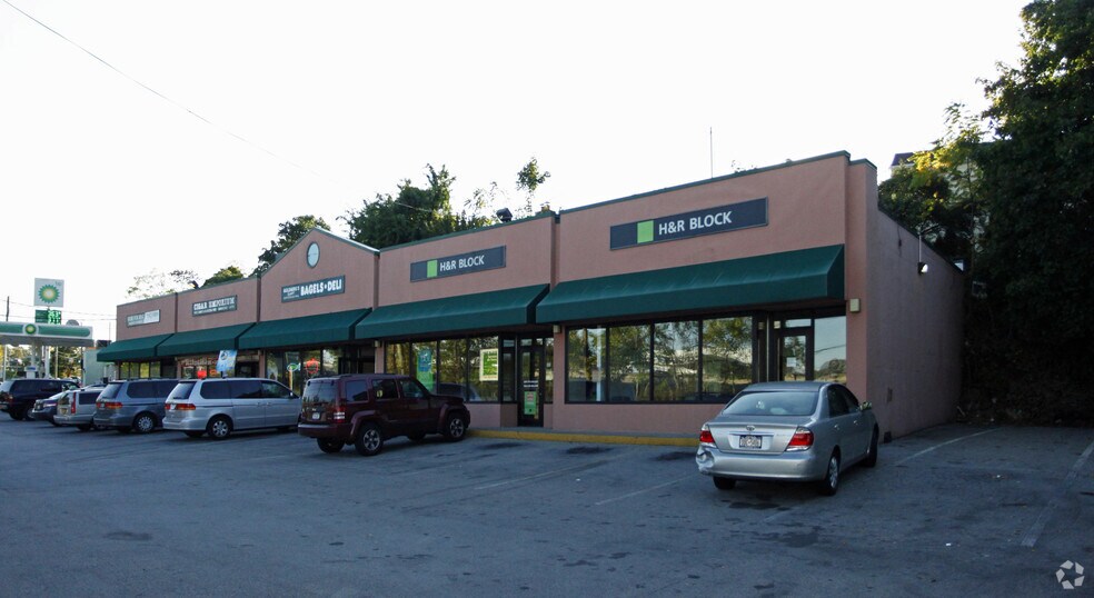 More Photos Of 777 Central Park Ave, Yonkers General Retail For Lease