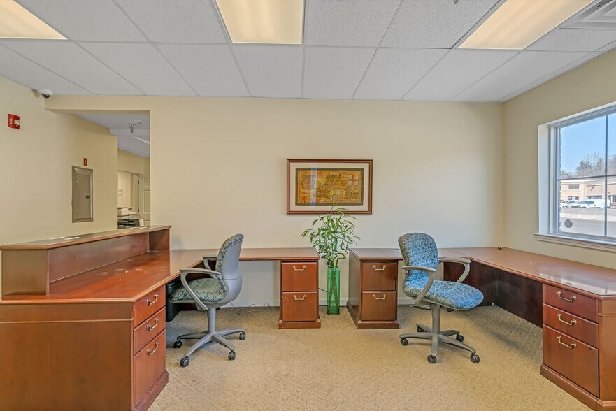 More Photos Of 575 State Route 10, Whippany Office For Lease