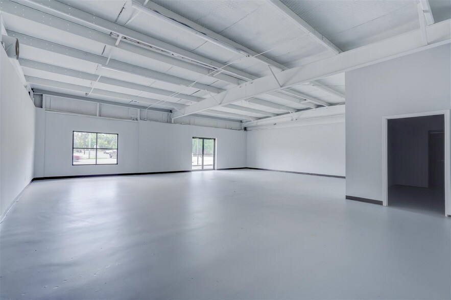 More Photos Of 623 N Richmond Rd, Wharton Auto Repair For Sale