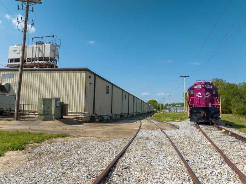 More Photos Of 11200 Wildwood Dr, Olive Branch Manufacturing For Lease