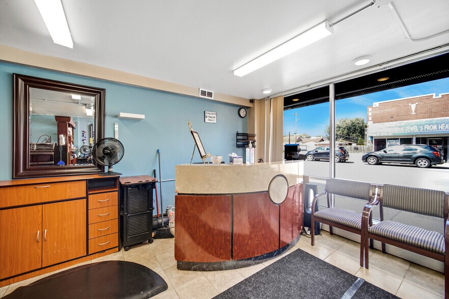 More Photos Of 1859 E 87th St, Chicago Storefront Retail Office For Sale