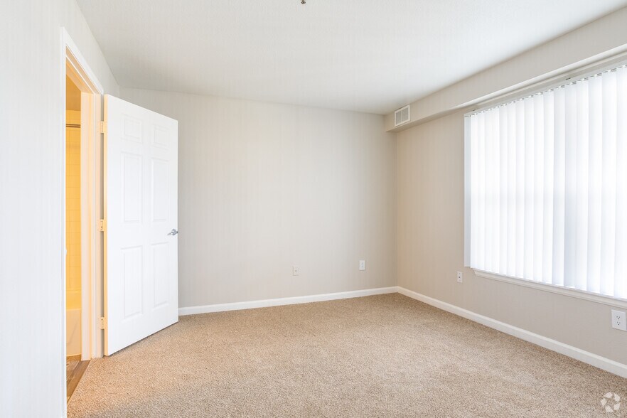 More Photos Of 10754 Belle Creek Blvd, Henderson Apartments For Lease