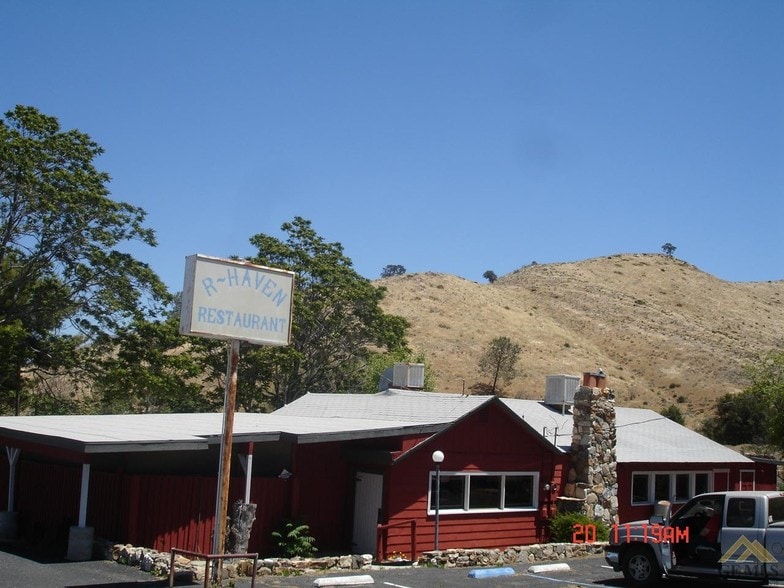 More Photos Of 3700 Lake Isabella Blvd, Bodfish Restaurant For Sale