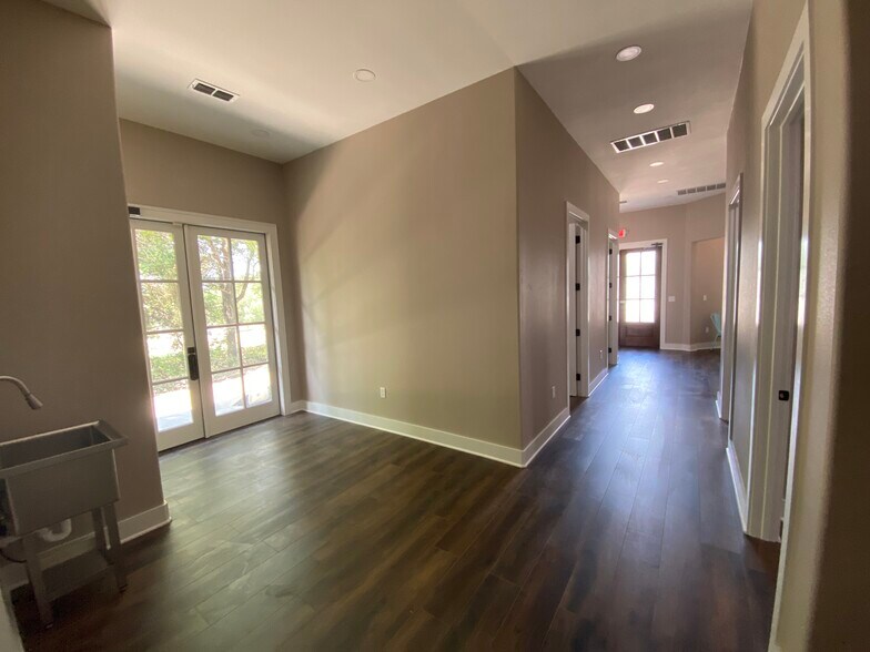 More Photos Of 144 Old Town Blvd N, Argyle Office For Lease