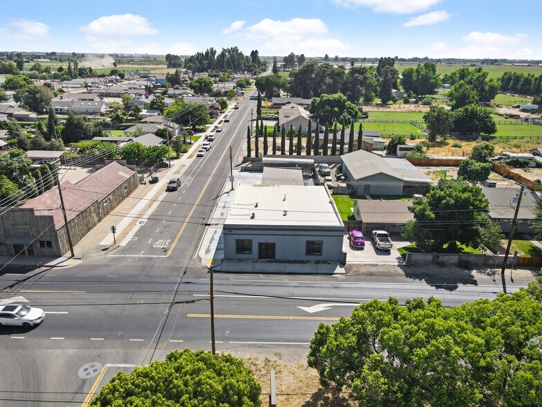 More Photos Of 7490 Lander Ave, Hilmar Office Residential For Sale