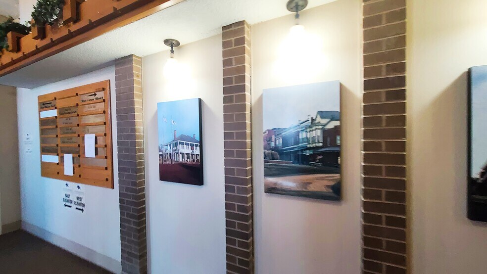 More Photos Of 710 W 8th St, Fort Scott Office For Sale