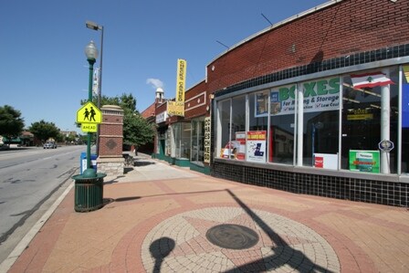 More Photos Of 2526-2536 Independence Ave, Kansas City Storefront For Sale