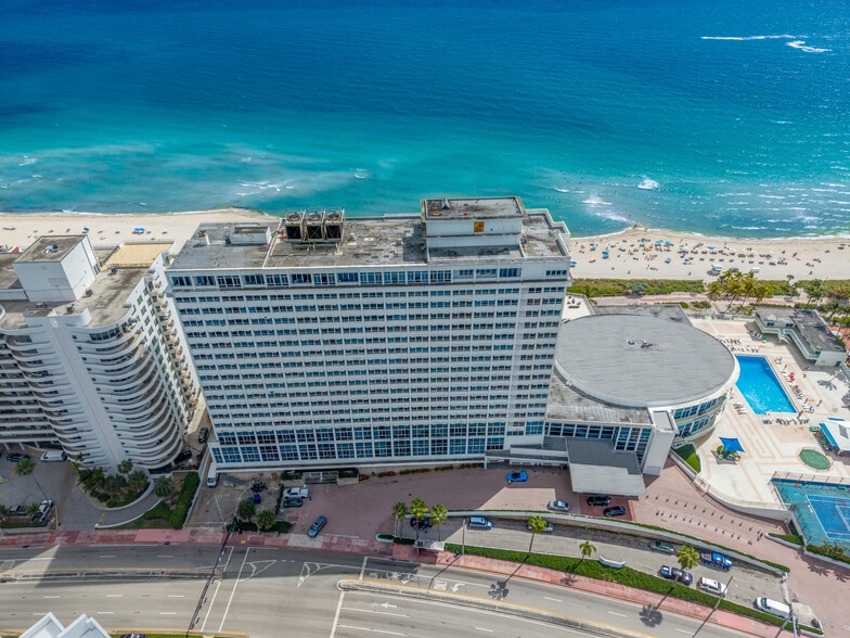 More Photos Of 5445 Collins Ave, Miami Beach Apartments For Sale