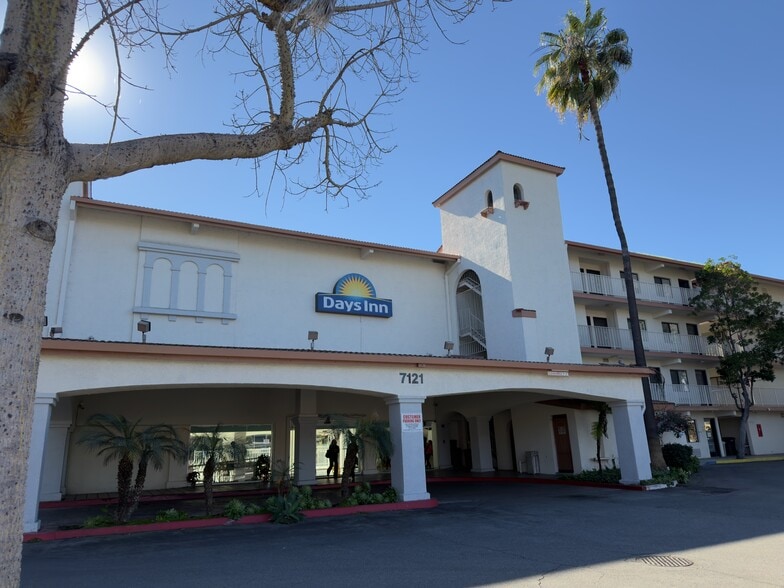 More Photos Of 7121 Beach Blvd, Buena Park Hotel For Sale