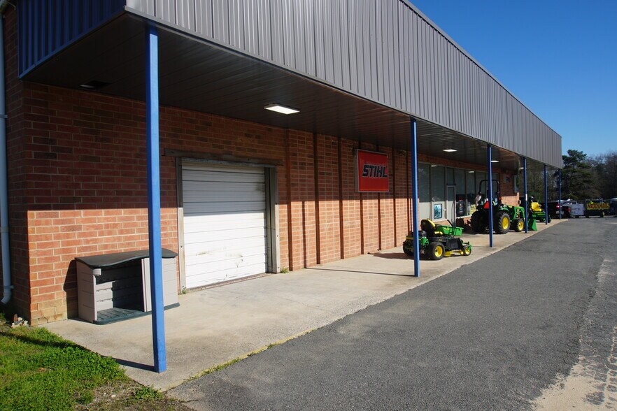 More Photos Of 2725 Old Monroe Rd, Matthews Freestanding For Lease