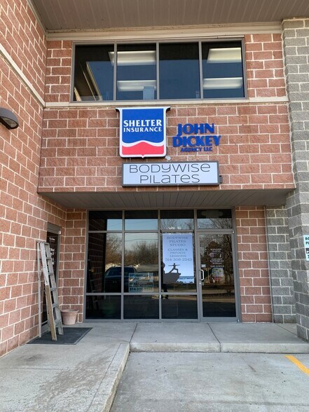 More Photos Of 30 W Highway D, New Melle Storefront Retail Office For Lease