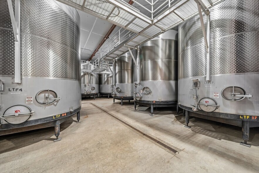 More Photos Of 535 Calf Canyon Hwy, Creston Winery Vineyard For Sale