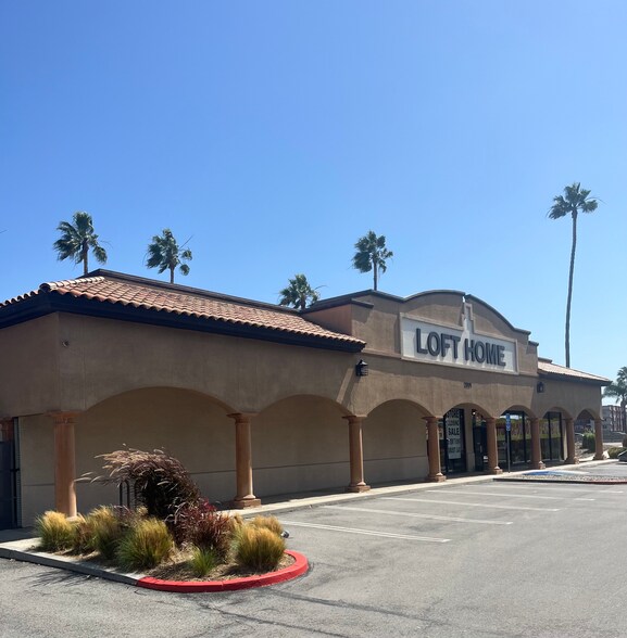 More Photos Of 2801 Paseo Mercado, Oxnard Freestanding For Sale