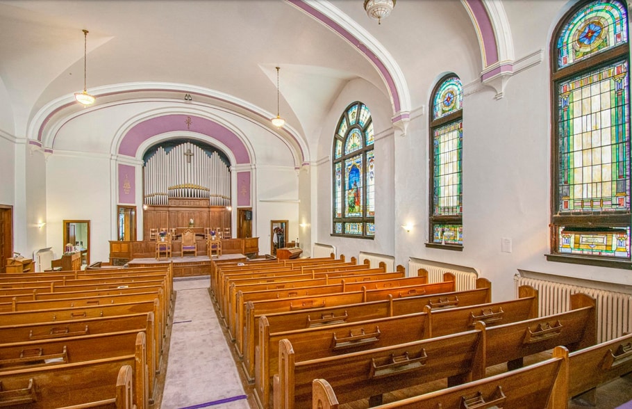 More Photos Of 1101 Blaine Ave, South Bend Religious Facility For Sale