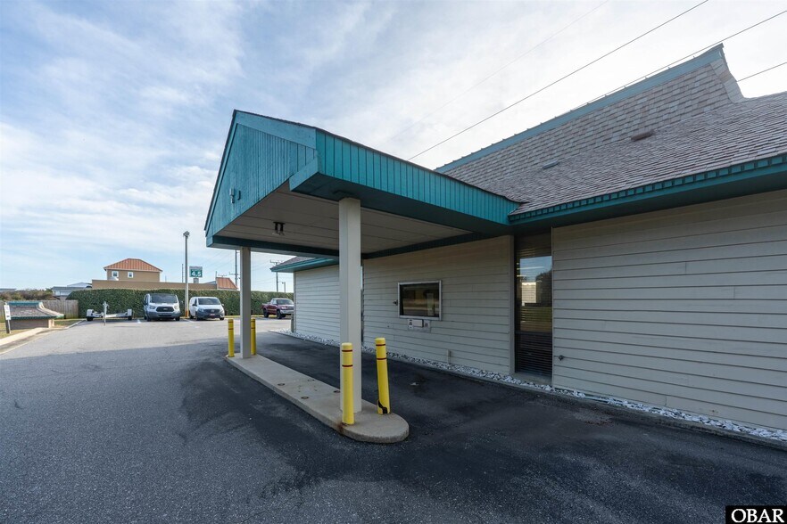 More Photos Of 3719 N Croatan Hwy, Kitty Hawk Flex For Sale